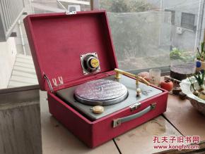 數(shù)字時(shí)代的模擬情懷 音頻唱機(jī)、音像制品與收藏文化的交響樂章